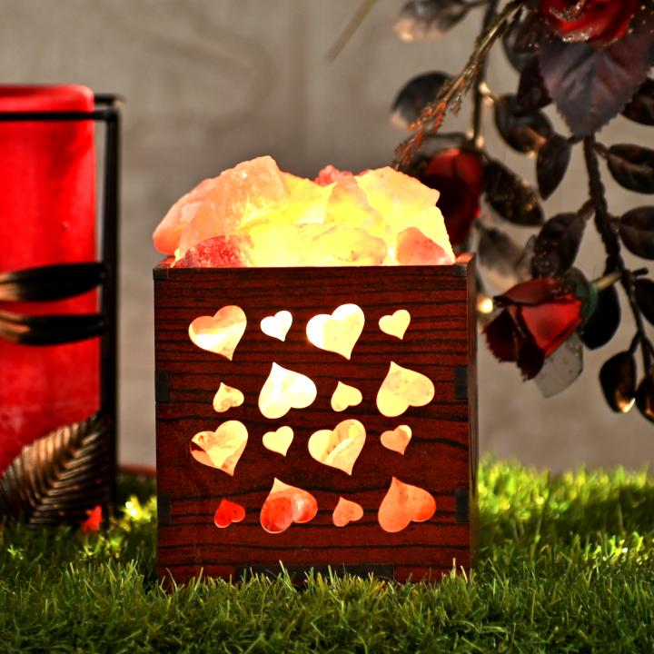 Smiley Heart Himalayan Rock Salt Wooden Basket Lamp | Love & Spirituality
