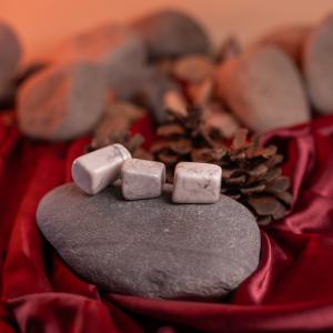 Howlite Tumble | Peace & Awareness